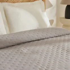 Karaca Breezy Bettüberwurf 160x240 cm Grau Clearance