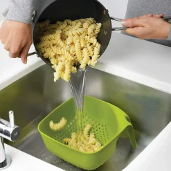 Karaca Joseph Joseph 40092 Square Colander - Sieb Weiß Weıß01 Clearance
