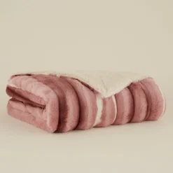 Karaca Rabbit Powder Sherpa Decke 150x200 Pudra Clearance