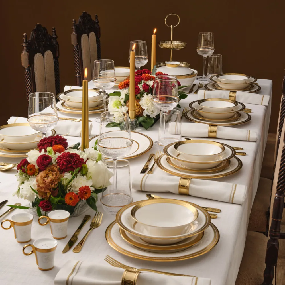Karaca Royal Bone China Charlotte 55-teiliges Tafelservice für 12 Personen, Gold Hot