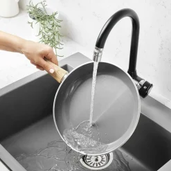 Karaca Swiss Crystal 28 Cm Induktion Wok-Pfanne, Creme Creme01